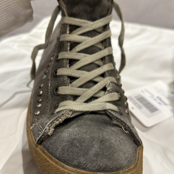 Use condition, good, golden goose sneakers,grey Jean color.Zipper on side - Picture 3 of 13
